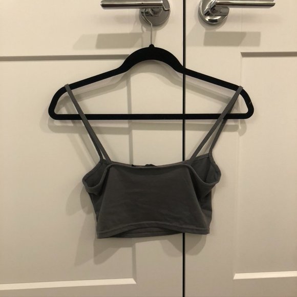 Pretty Little Thing || Crop Spaghetti Strap - Picture 2 of 3